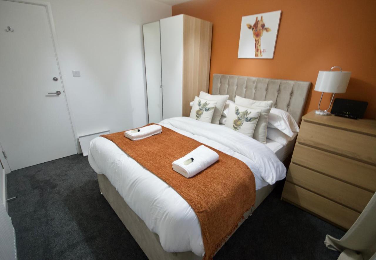 Affordable Digs Nr City Centre Sleeps5 Free Secure Parking Coventry Eksteriør bilde